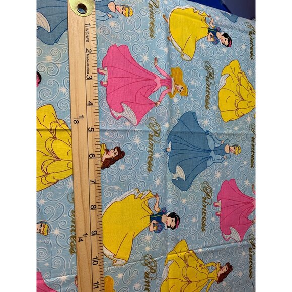 Disney Princess Cotton Fabric 3/8 Yard Swirl Print Belle Cinderella Snow White F - Picture 6 of 7